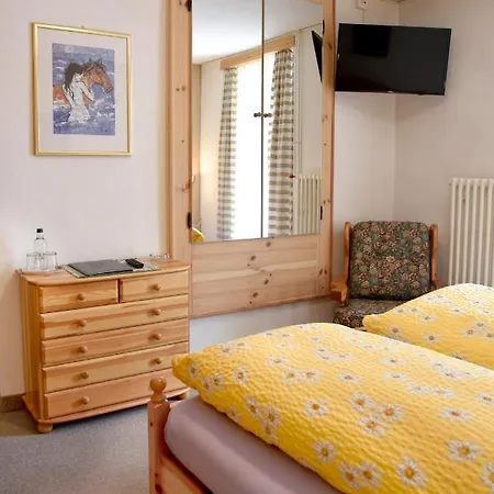 Lardi Hotel 2*