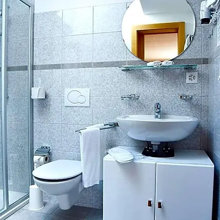 Lardi & Ristorante, Valposchiavo 2*
