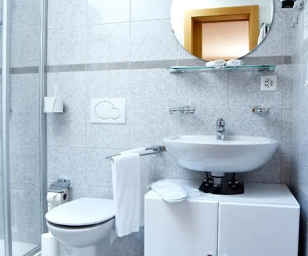 Lardi & Ristorante, Valposchiavo Hotell Le Prese