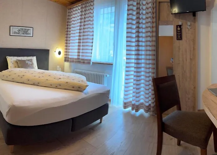 Lardi & Ristorante, Valposchiavo Hotell